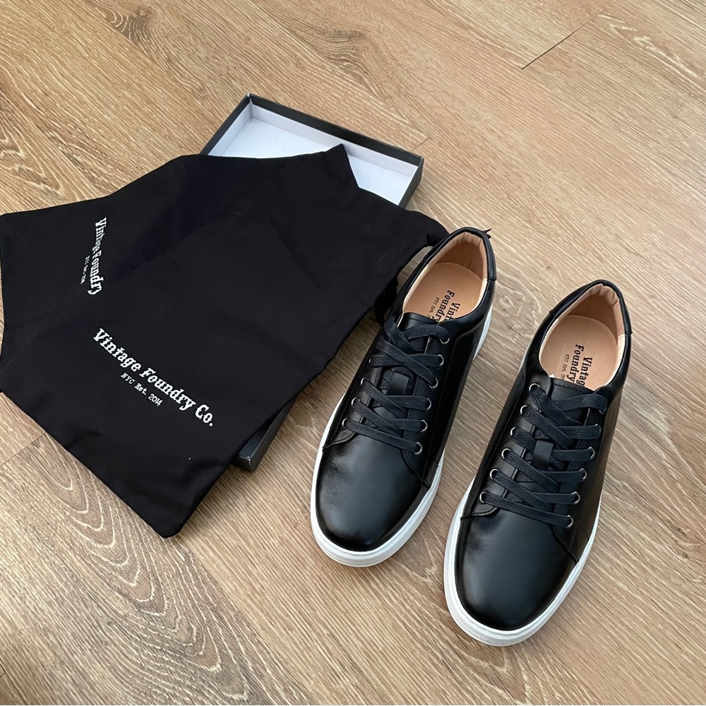 Mens shoes